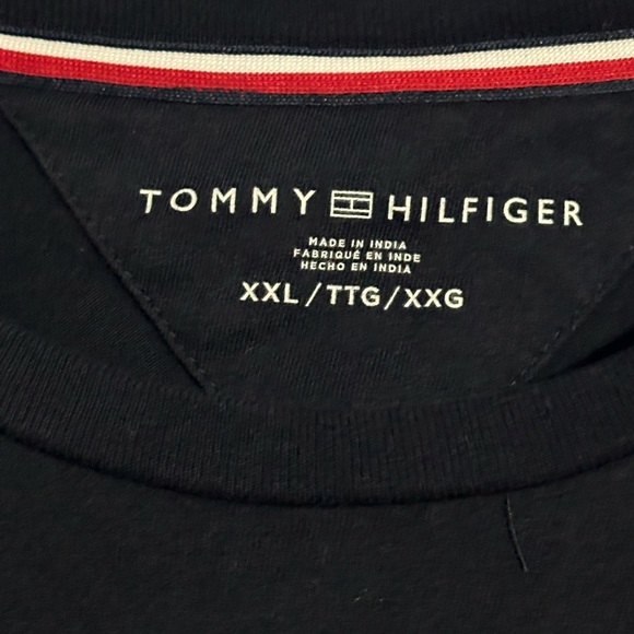 Tommy Hilfiger Essential solid T-shirt Men - Picture 3 of 3